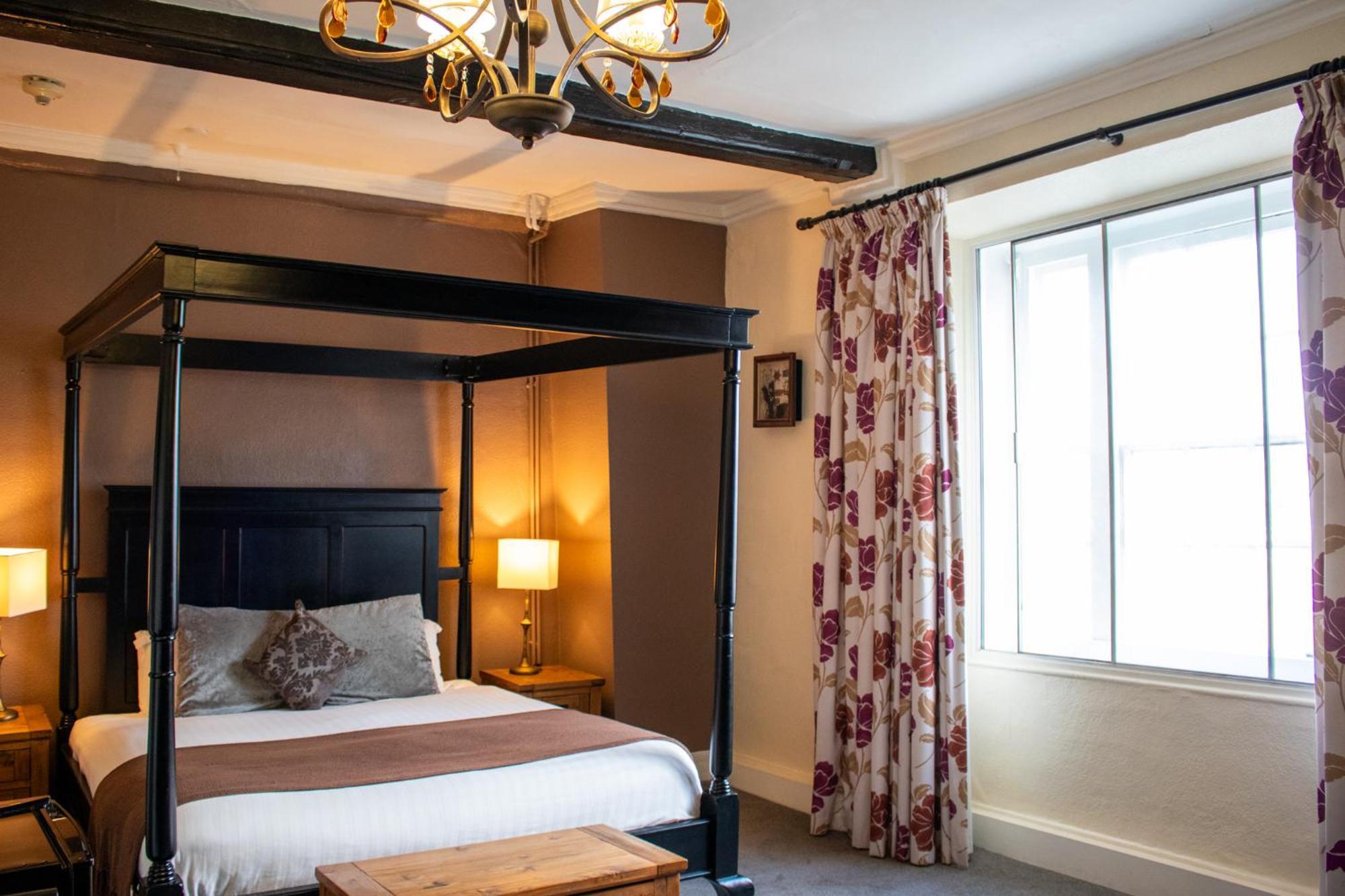 Scole Hotel 3*